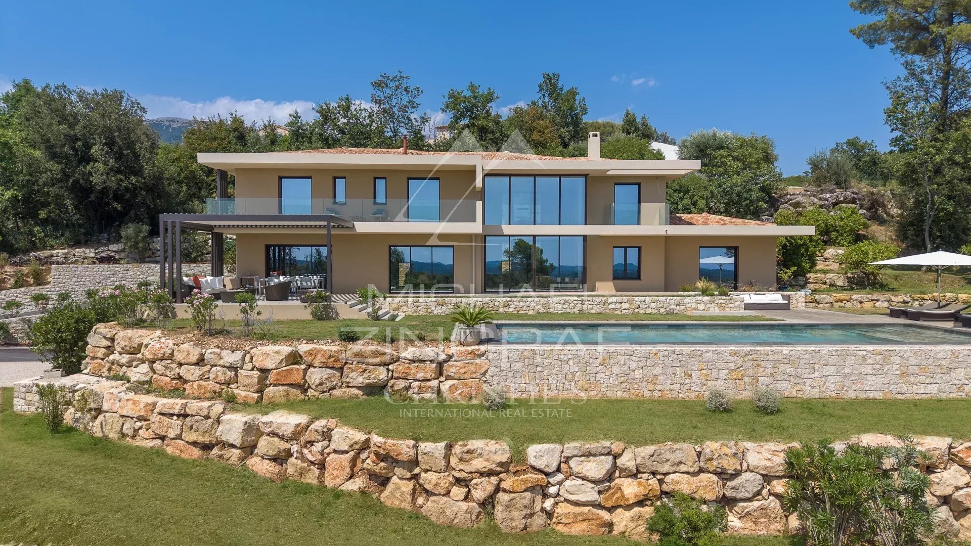 Maison à vendre, 409m², Roquefort-les-Pins