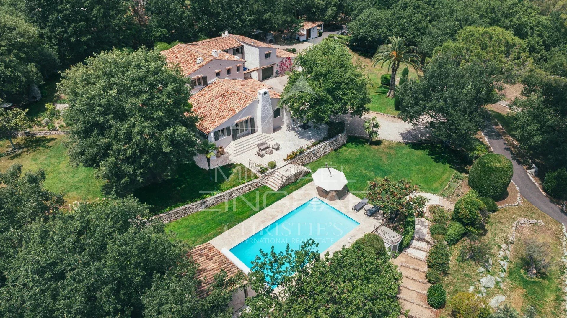 Maison à vendre, 316m², Le Rouret