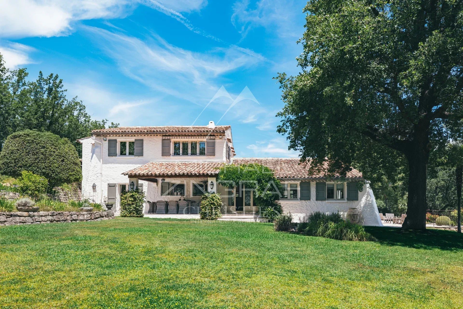 Maison à vendre, 316m², Le Rouret