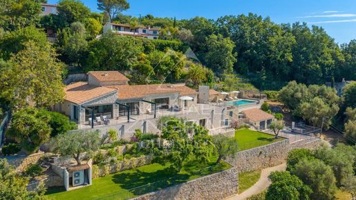 Maison 6 pièces 286 m² · à Châteauneuf-Grasse · 286 m² · 4 250 000 €