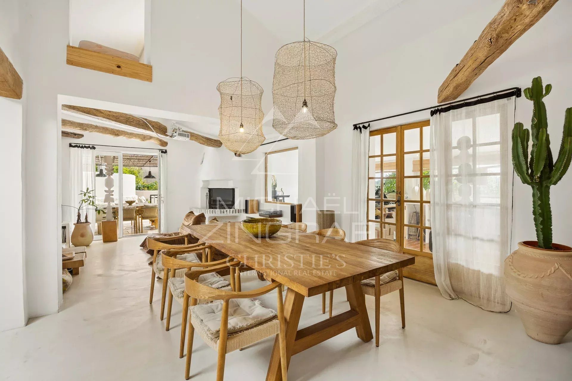 Maison à vendre, 218m², Le Rouret