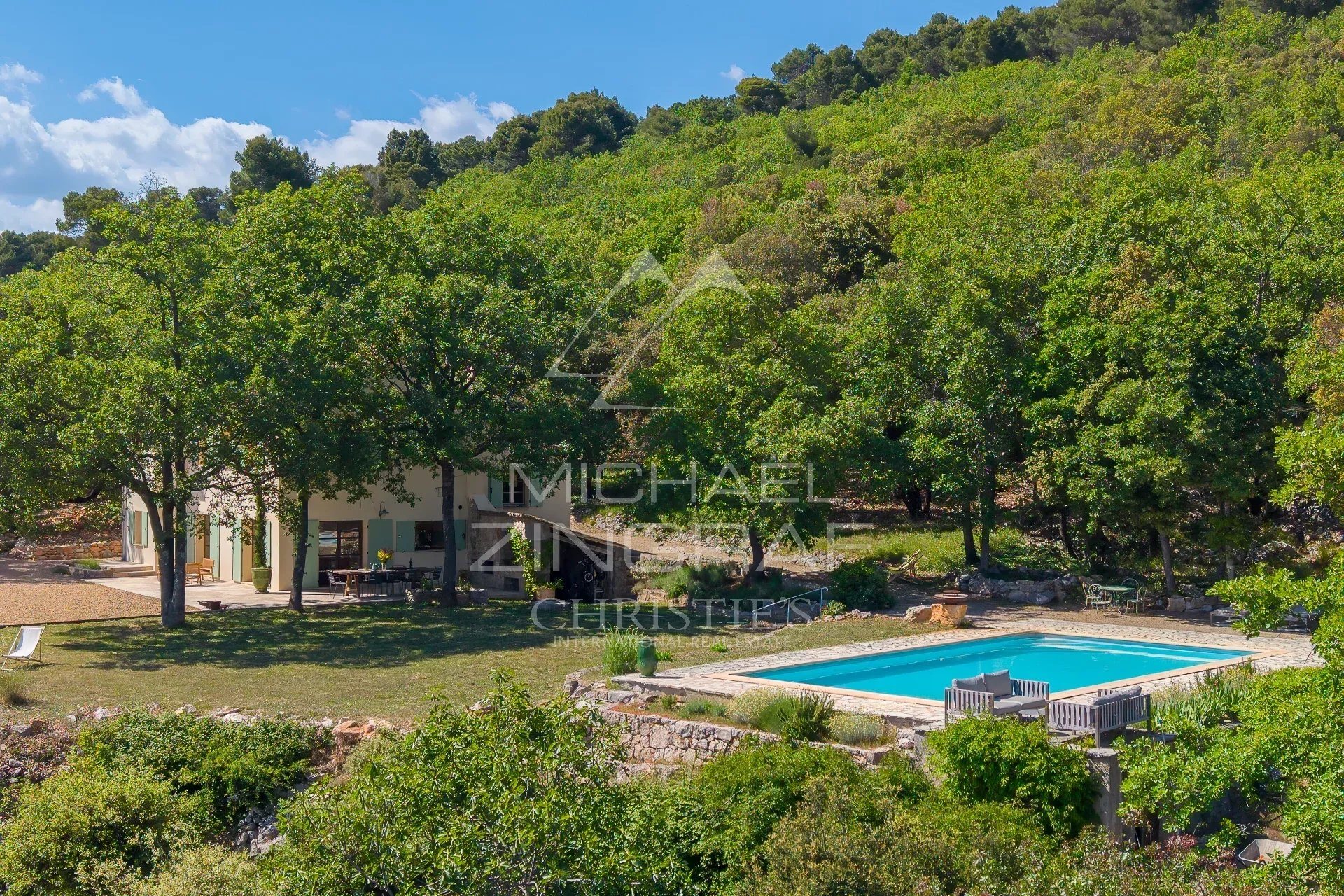 Maison à vendre, 177m², Bargemon