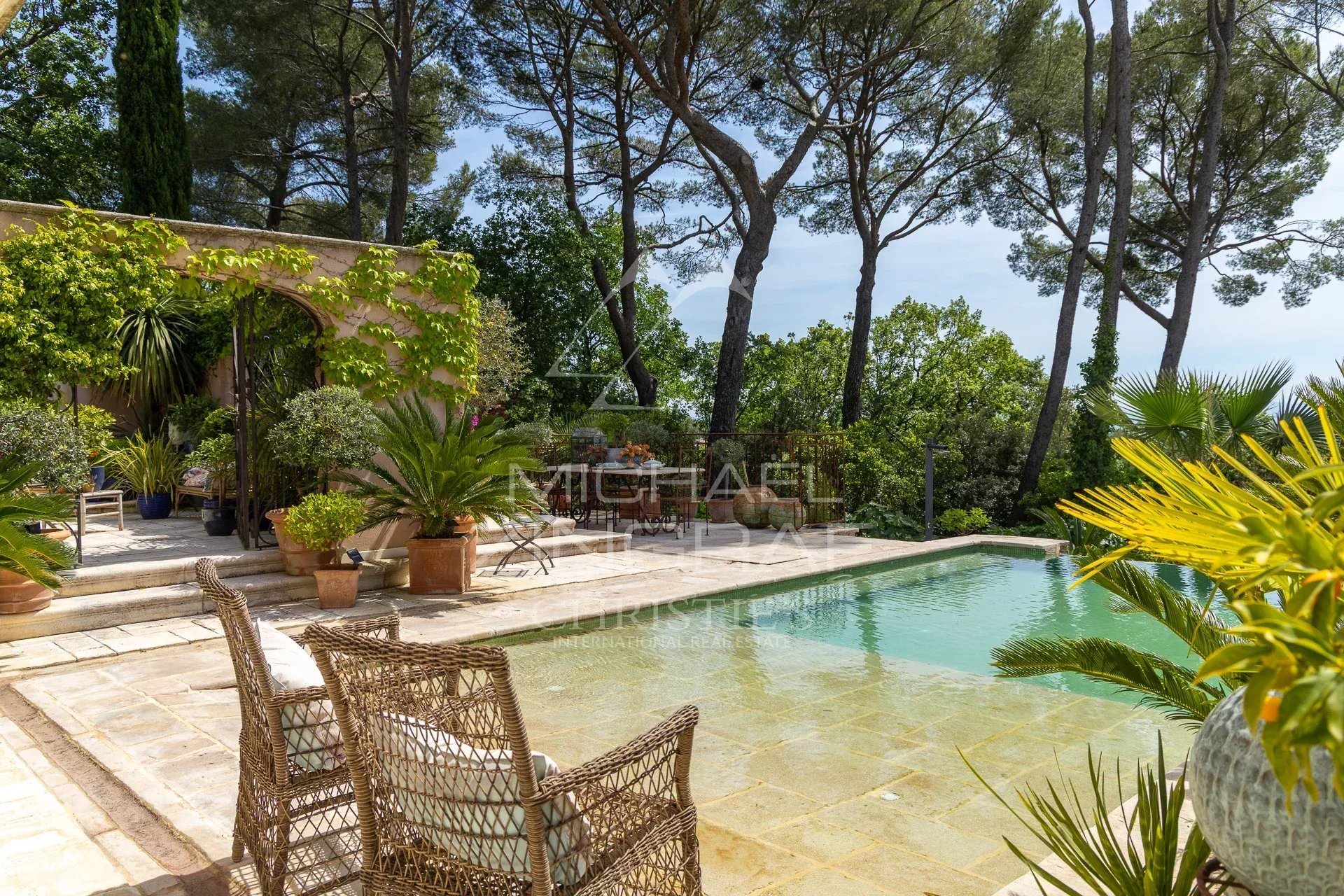 Maison à vendre, 295m², Draguignan