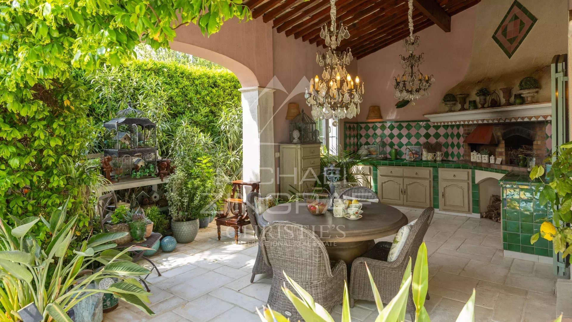 Maison à vendre, 295m², Draguignan