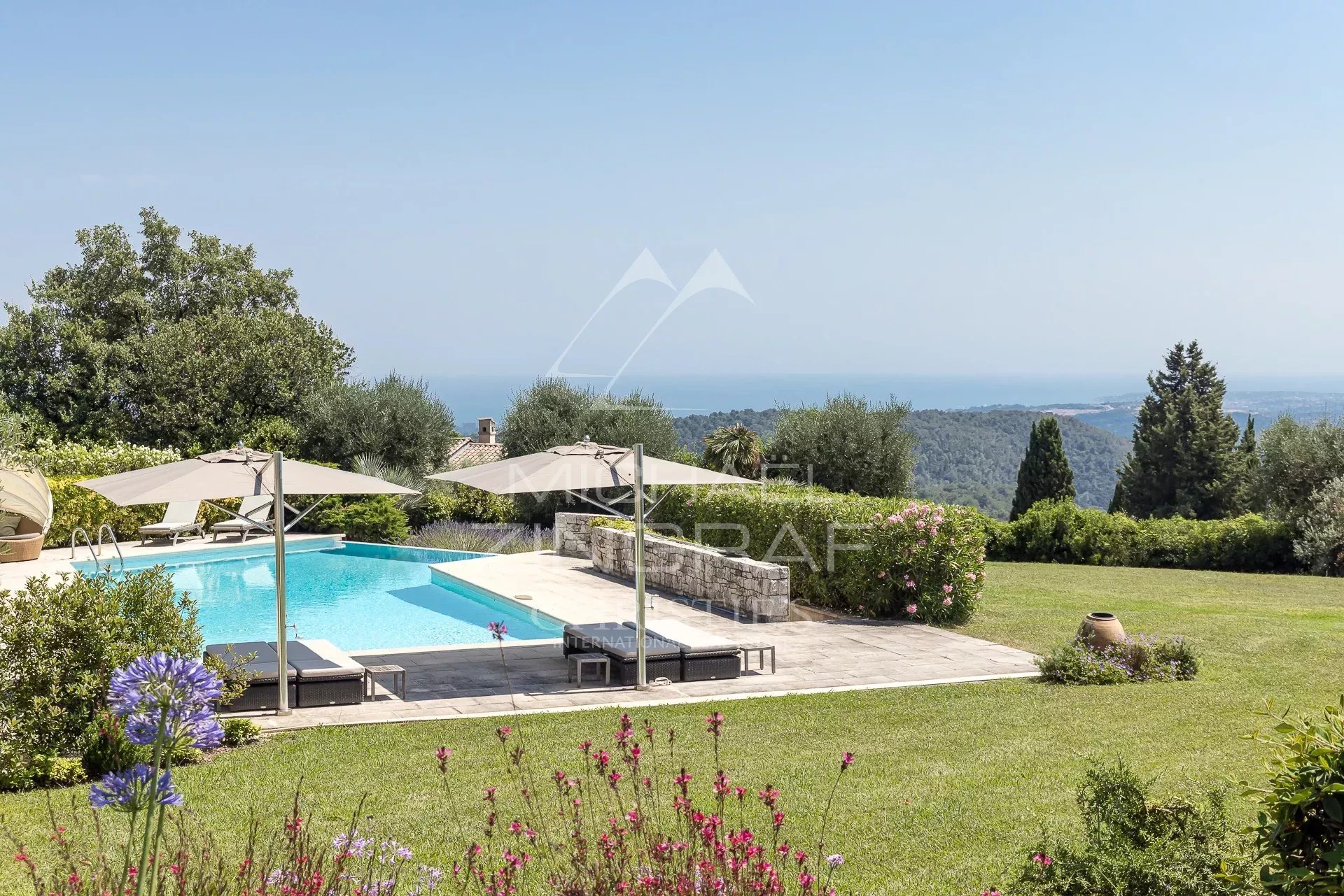 Maison à vendre, 400m², Tourrettes-sur-Loup
