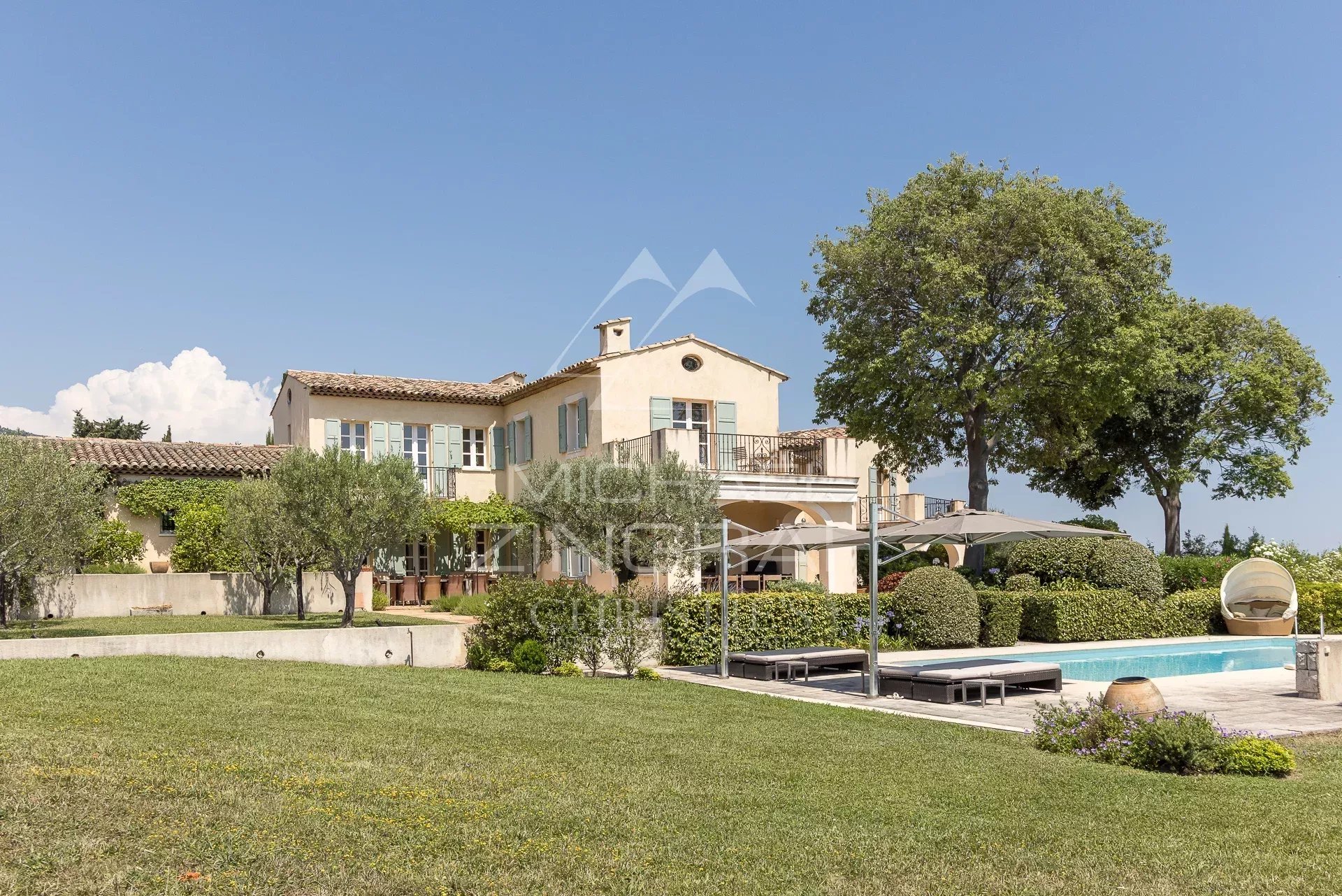 Maison à vendre, 400m², Tourrettes-sur-Loup