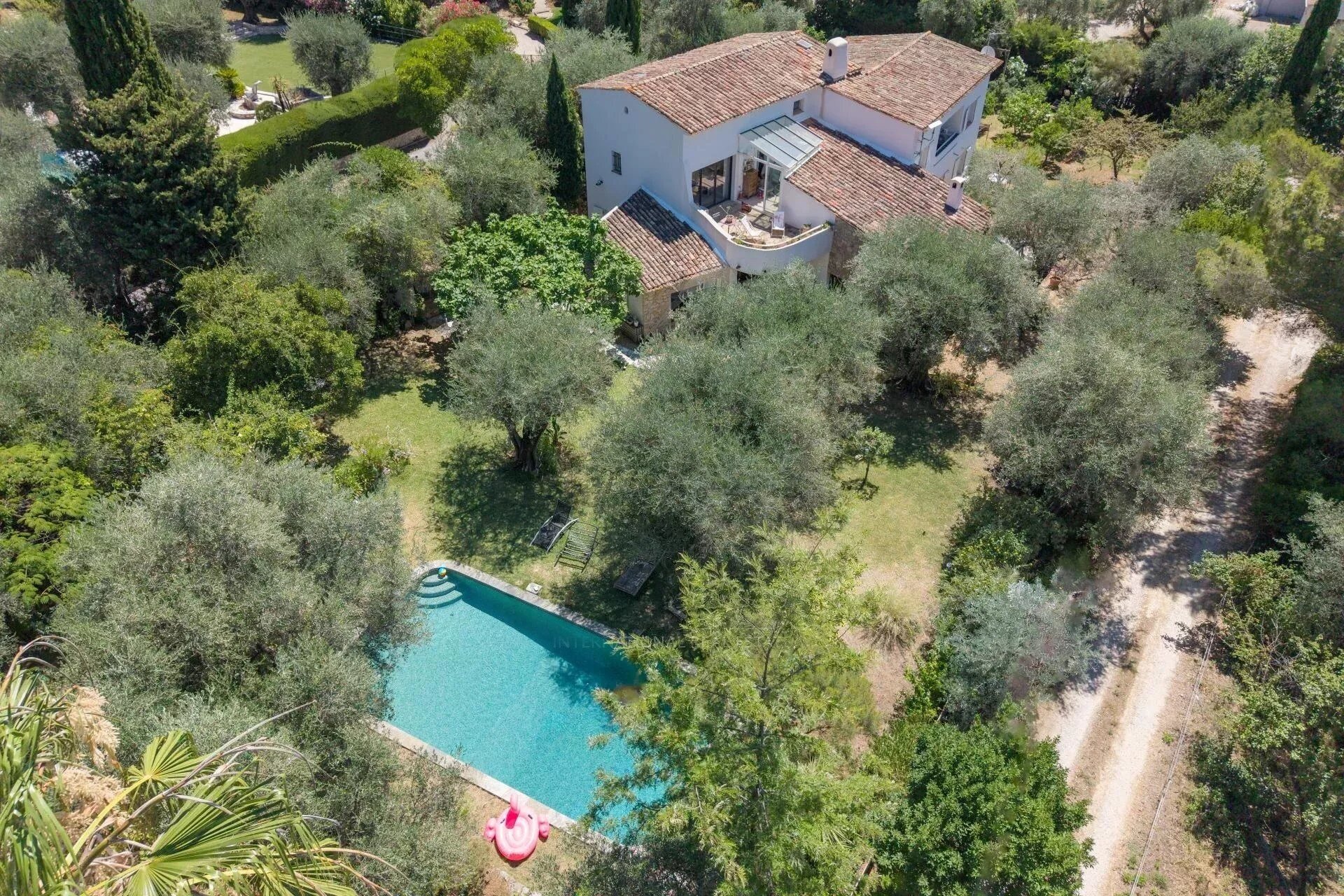 Maison à vendre, 284m², Tourrettes-sur-Loup