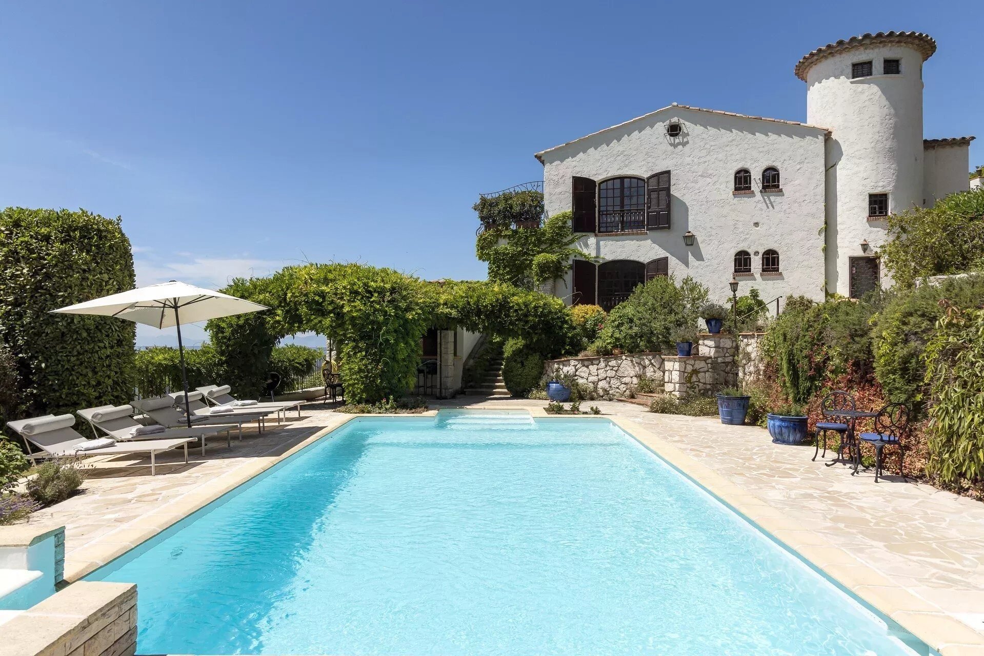 Maison à vendre, 275m², Tourrettes-sur-Loup