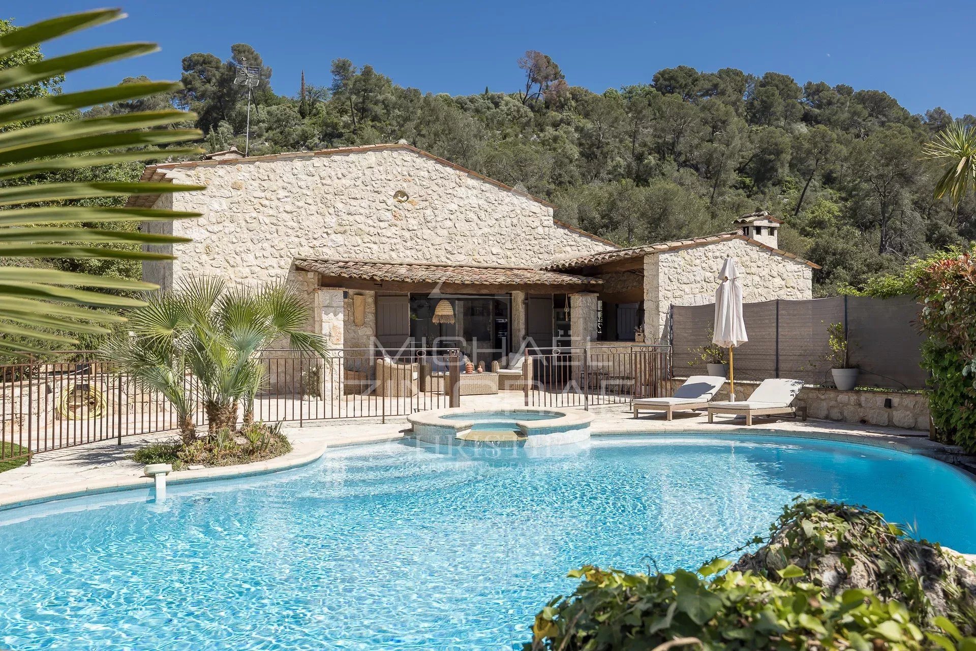 Maison à vendre, 397m², La Colle-sur-Loup
