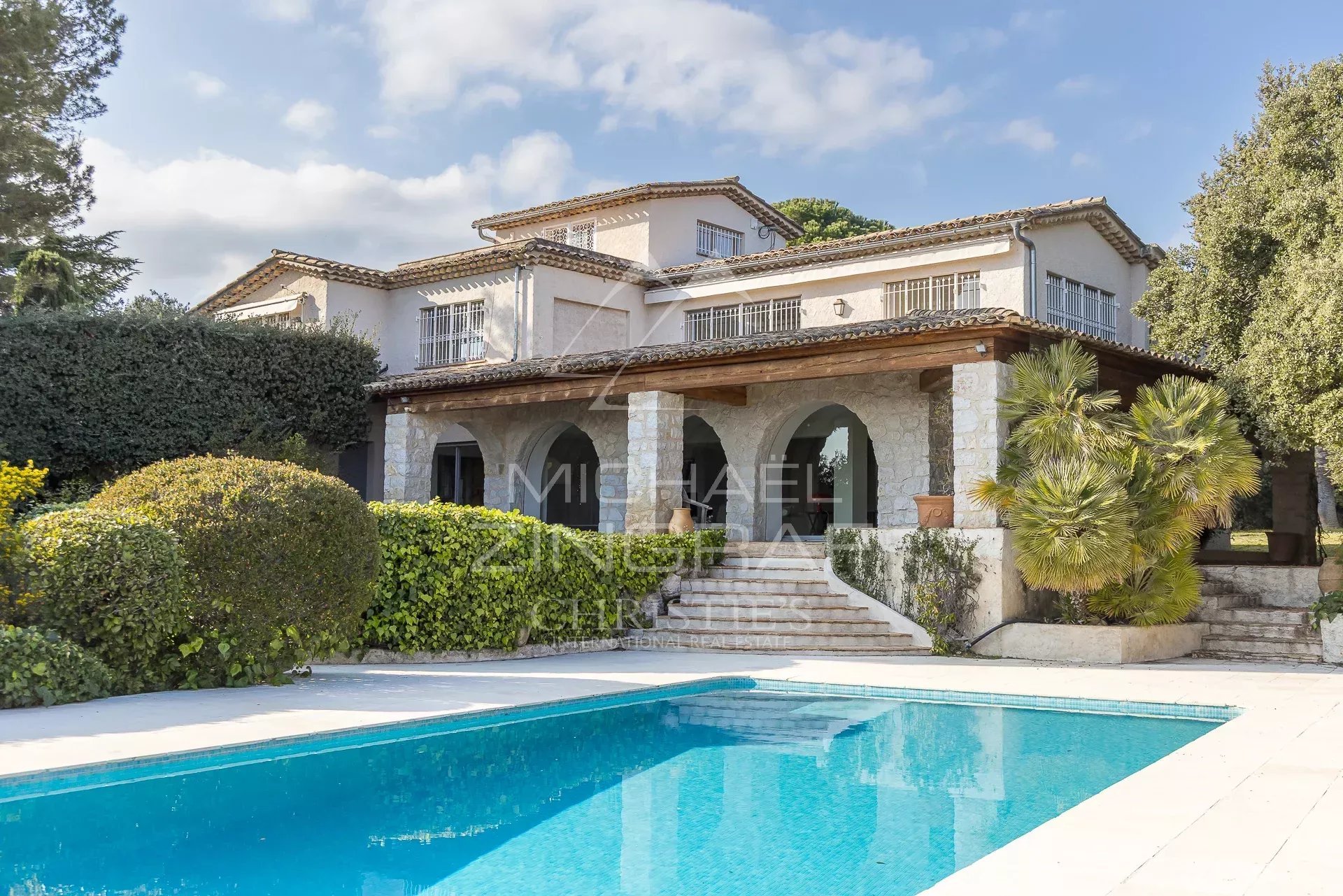 Maison à vendre, 390m², Saint-Paul-de-Vence