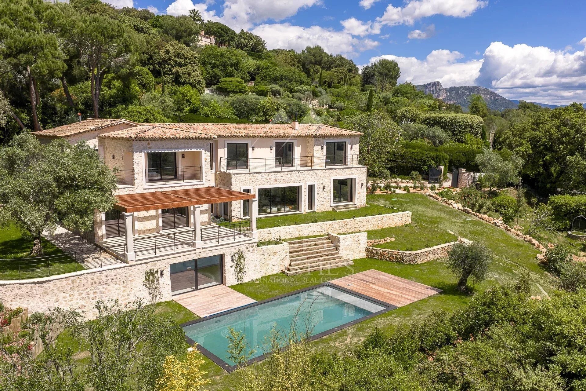 Maison à vendre, 381m², Saint-Paul-de-Vence