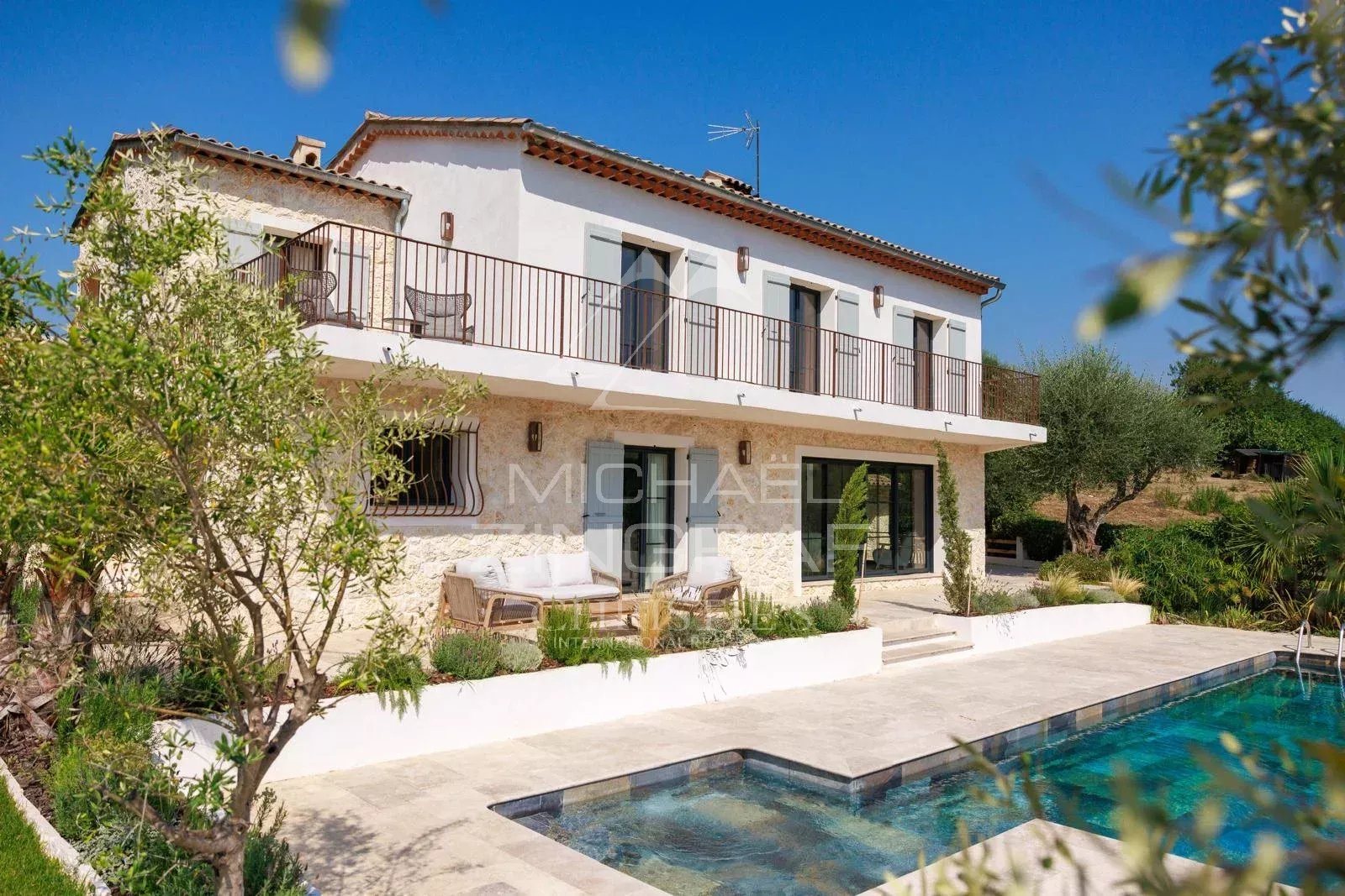 Maison à vendre, 205m², La Colle-sur-Loup