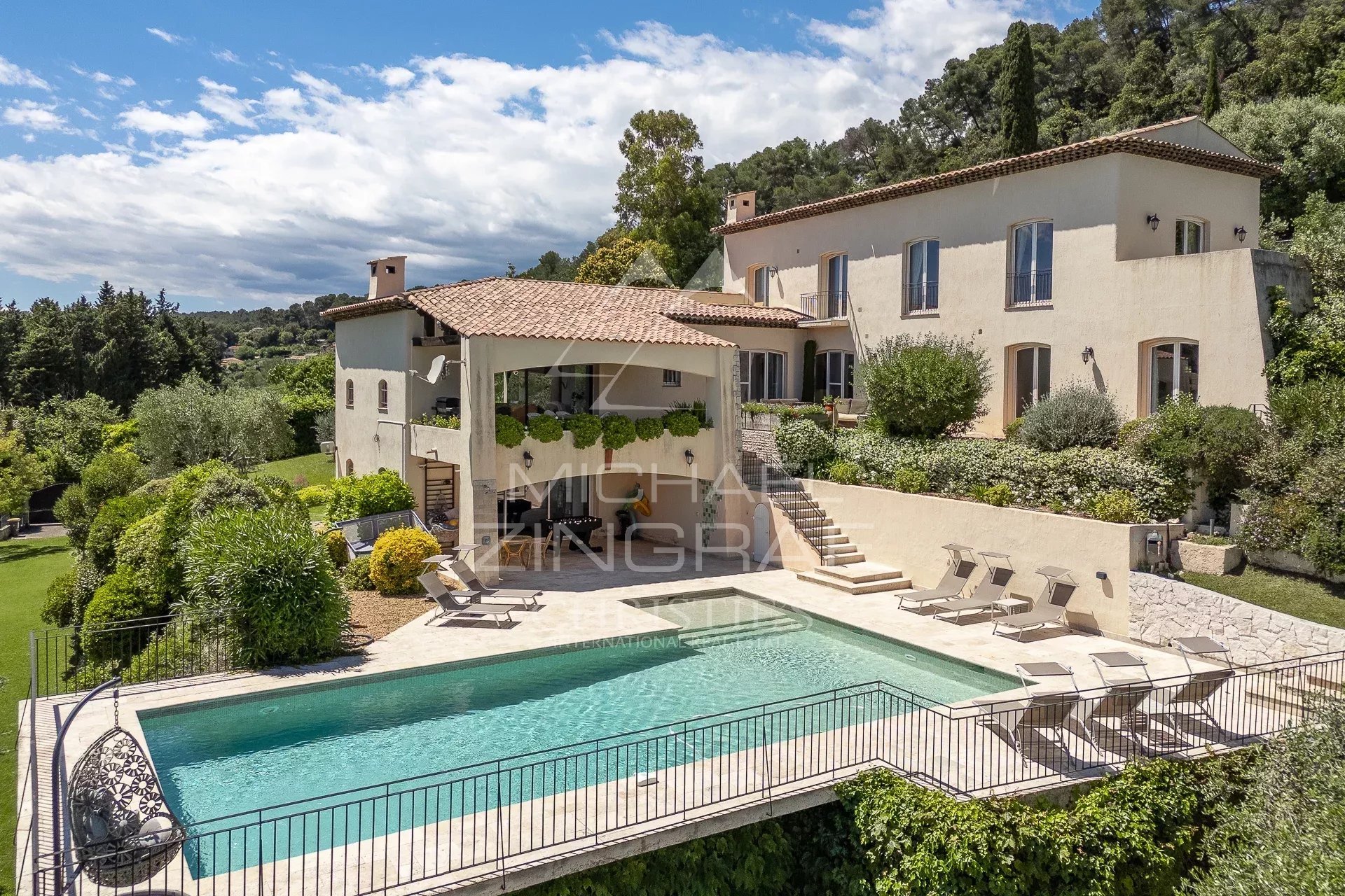 Maison à vendre, 400m², La Colle-sur-Loup