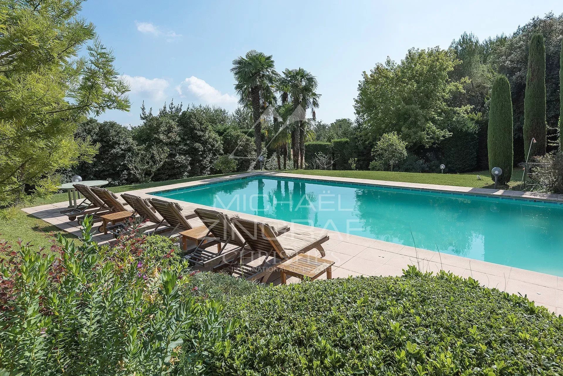 Maison à vendre, 240m², La Colle-sur-Loup