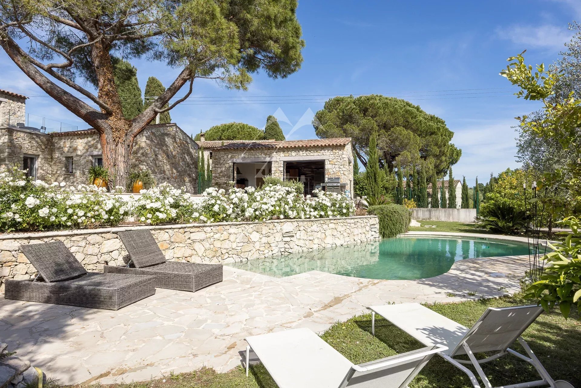 Maison à vendre, 238m², La Colle-sur-Loup