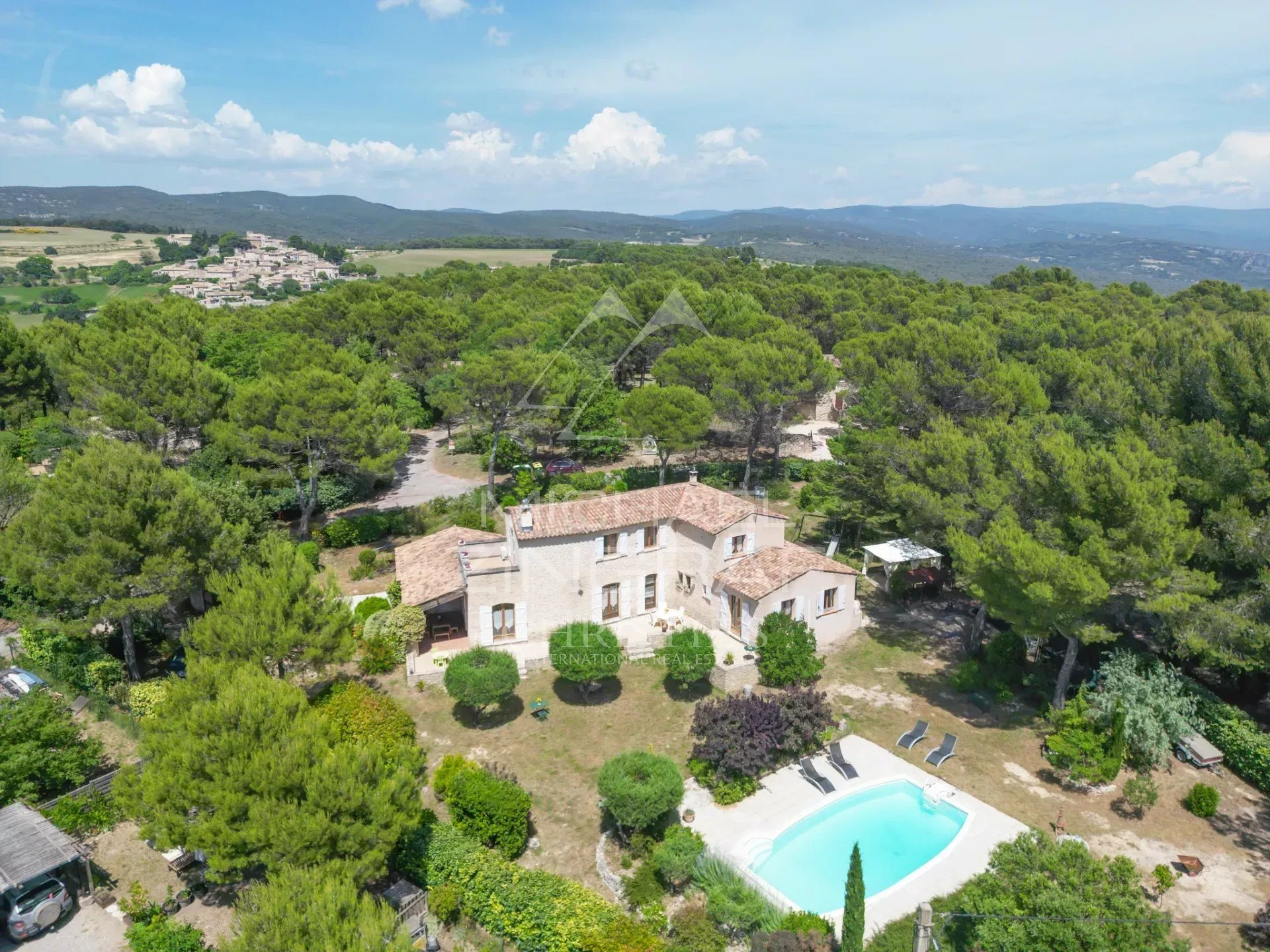 Maison à vendre, 163m², Murs