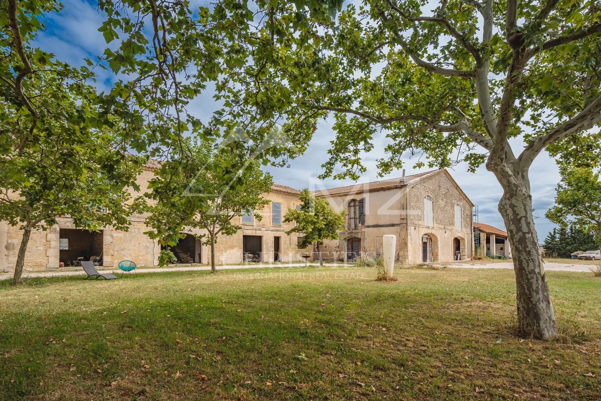 Maison à vendre, 900m², Arles