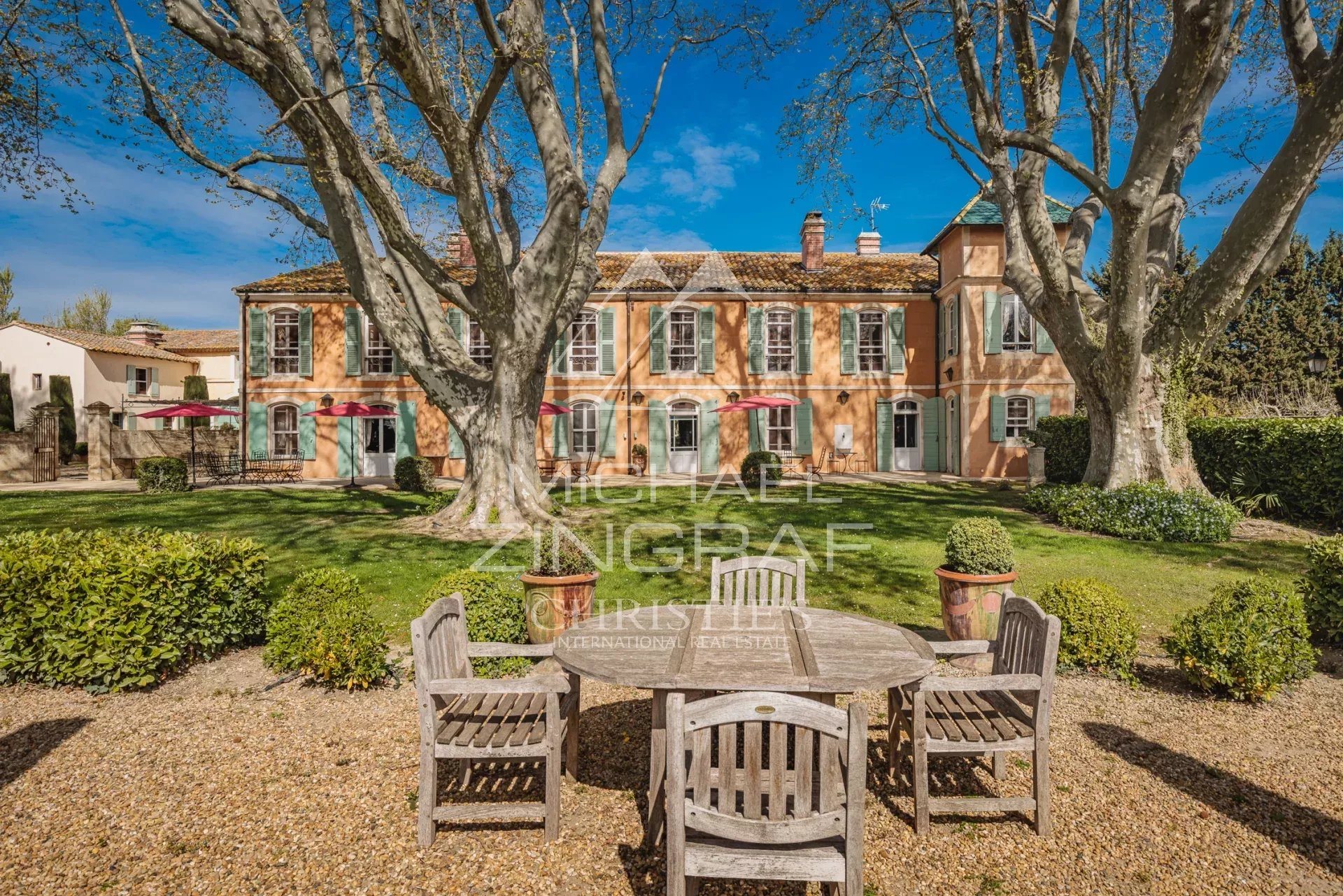 Maison à vendre, 920m², Arles