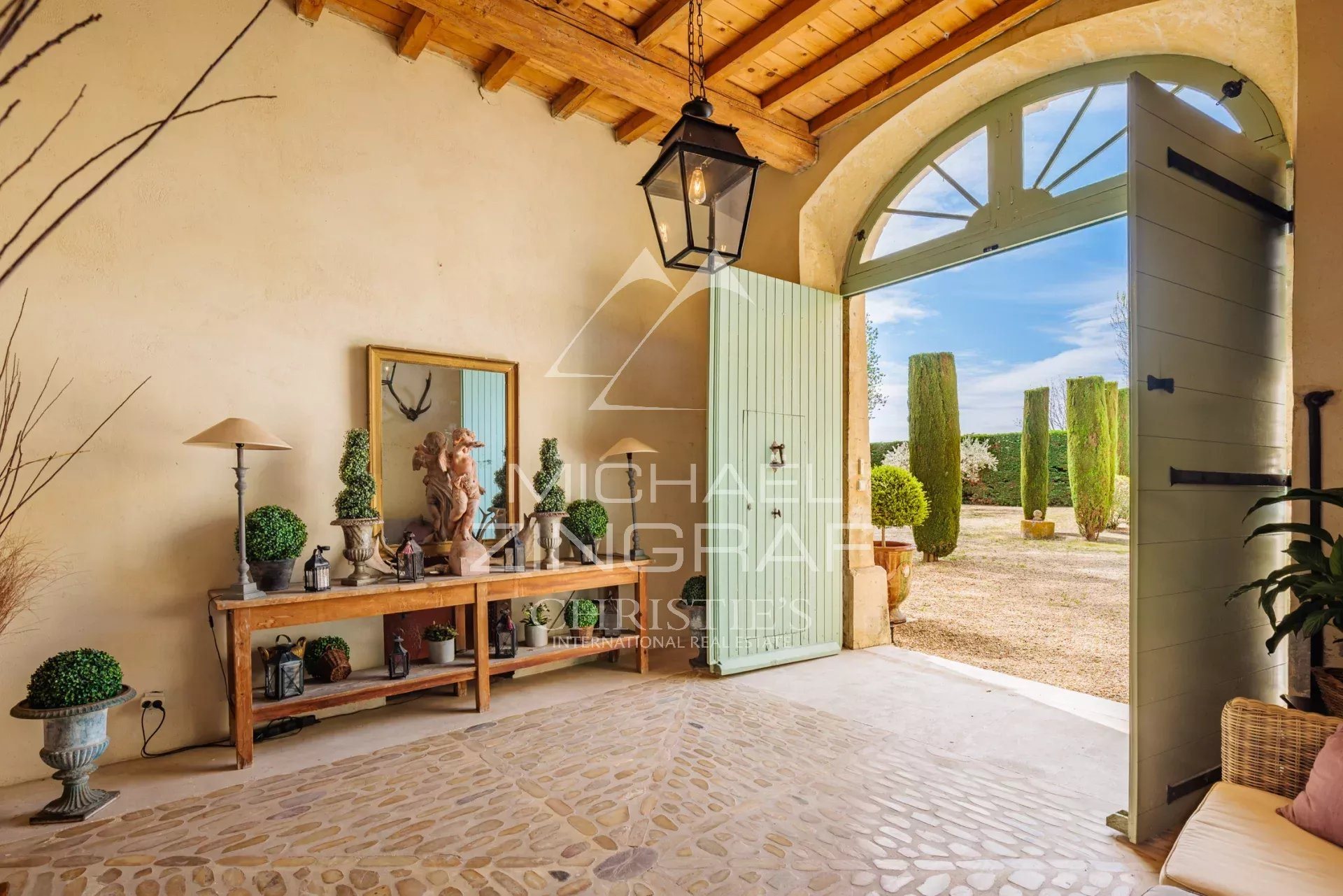Maison à vendre, 920m², Arles