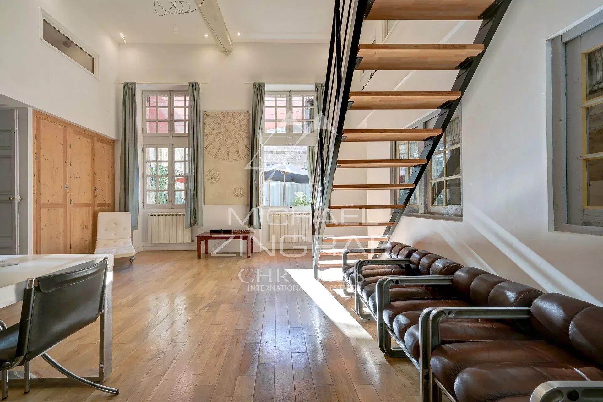 Appartement à vendre, 357m², Avignon