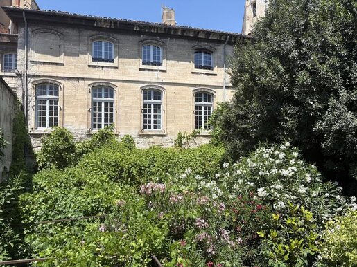 Maison 526 m² · à Avignon · 526 m² · 1 090 000 €