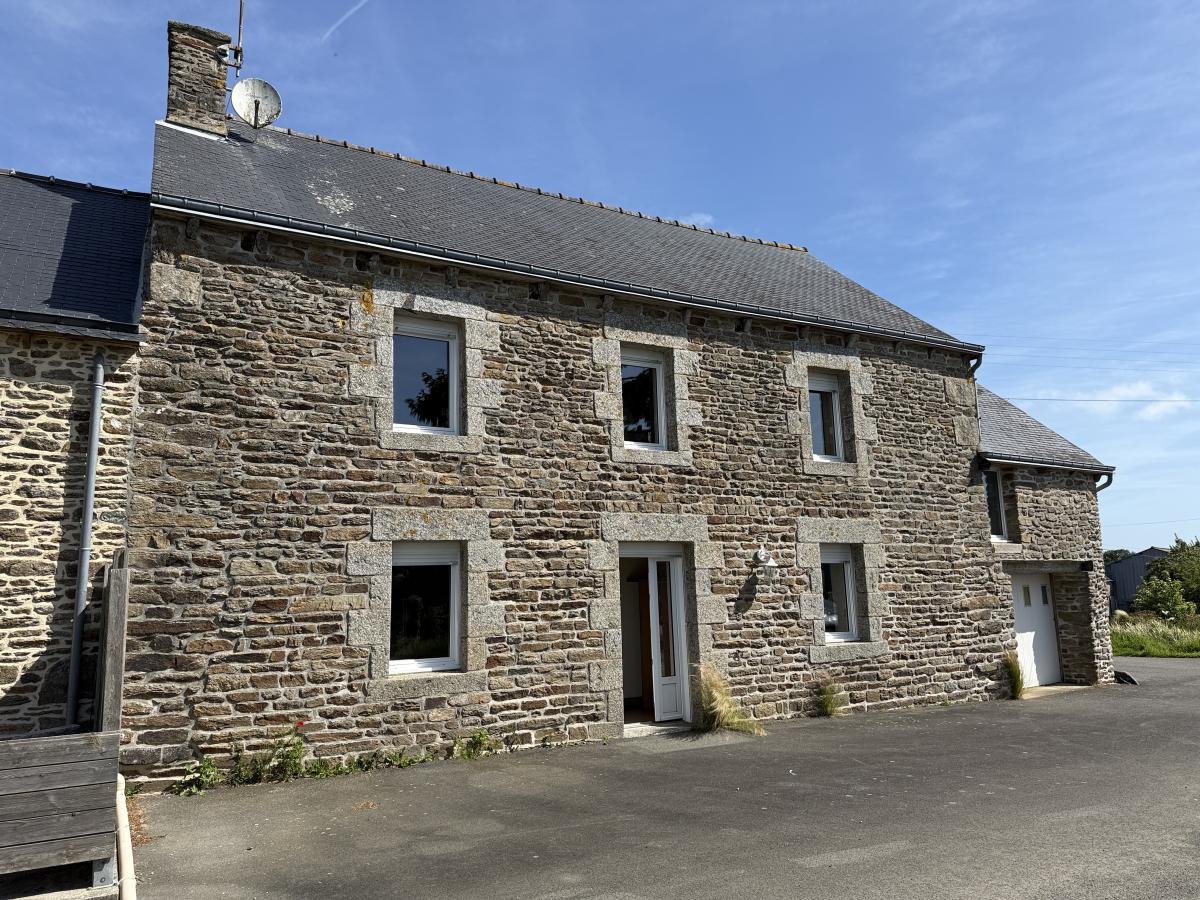 Maison à vendre, 102m², Plouguenast