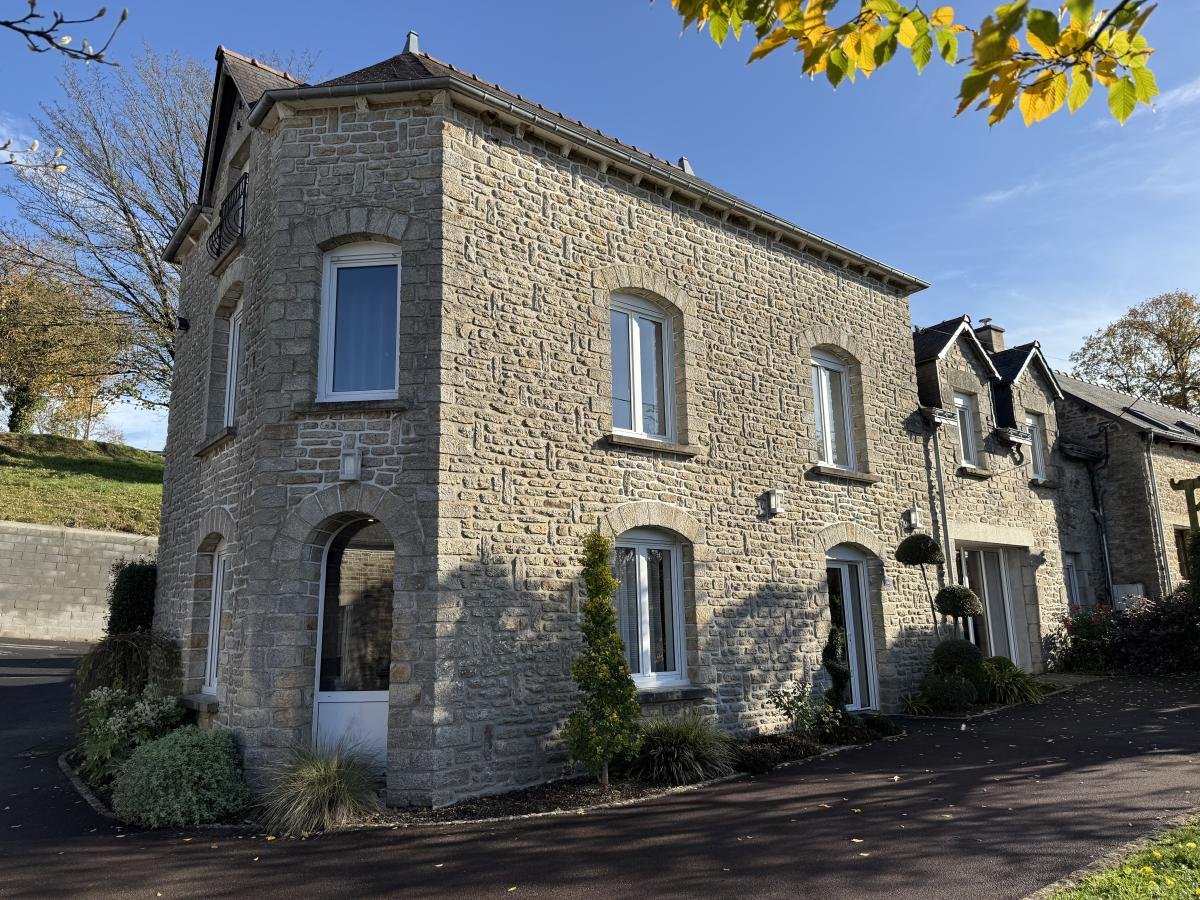 Maison à vendre, 163m², Plessala