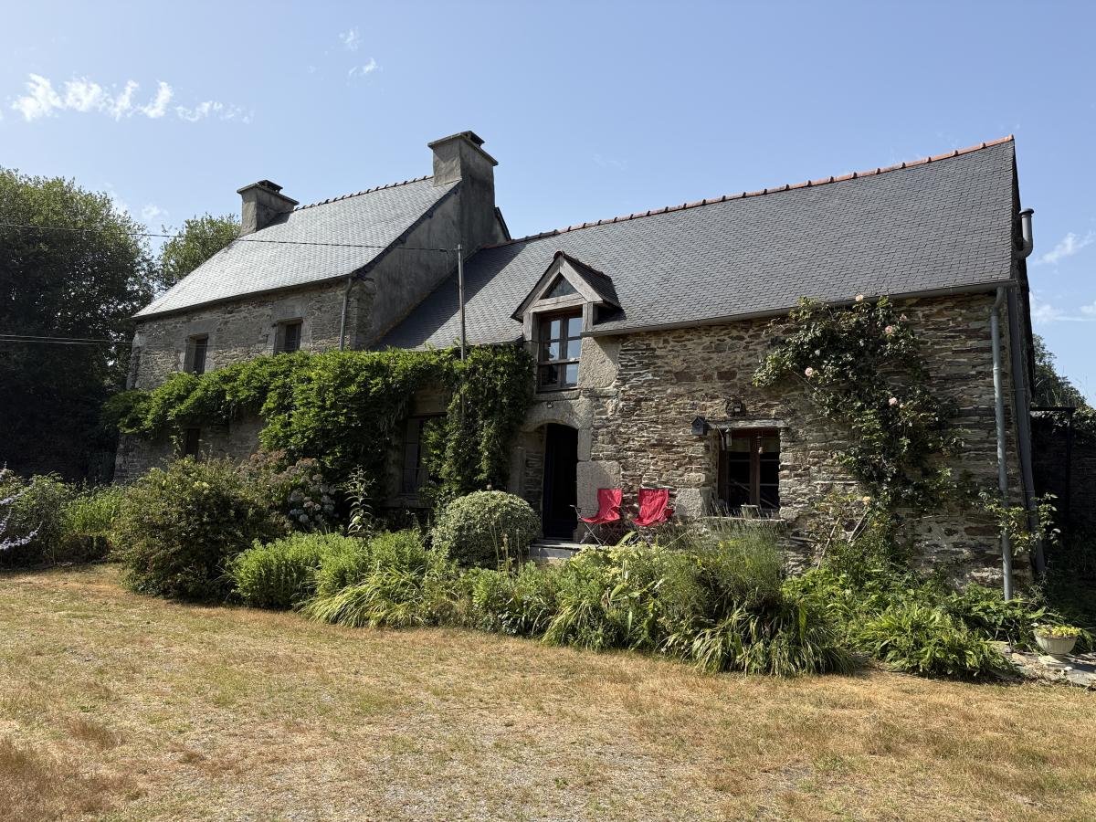 Maison à vendre, 172m², Saint-Caradec
