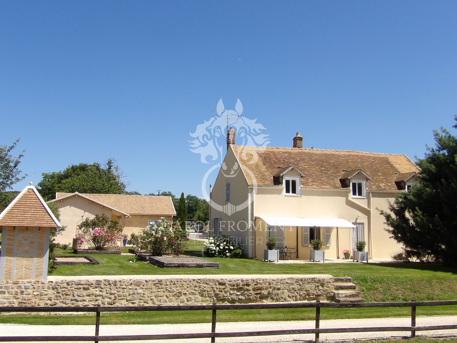 Maison à vendre, 360m², Fontenay-lès-Briis