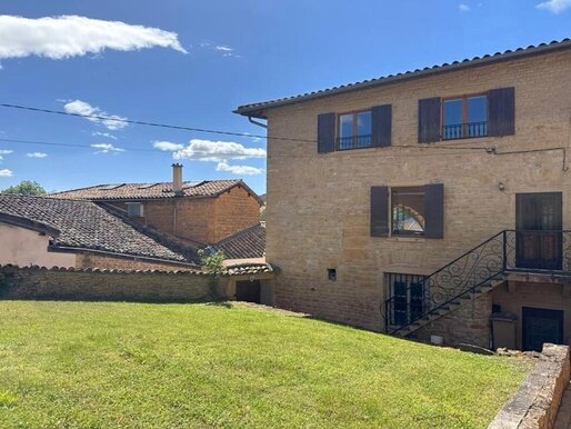 Maison 186 m² · à Pouilly-le-Monial · 186 m² · 535 000 €