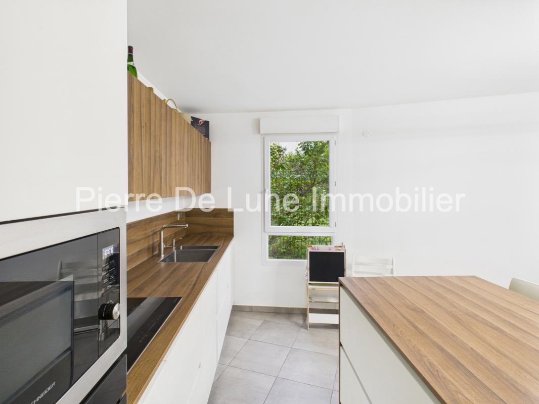 Appartement à vendre, 113m², Sathonay-Camp