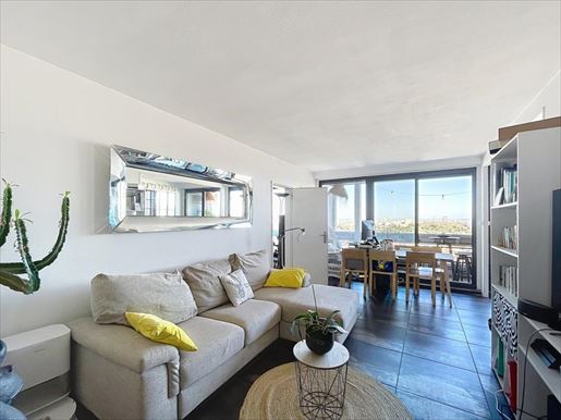 Appartement 4 pièces 82 m² · à Lyon 9ème · 82 m² · 269 000 €