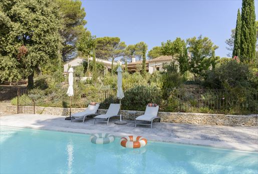 Maison 8 pièces 263 m² · à Puget · 263 m² · 1 985 500 €