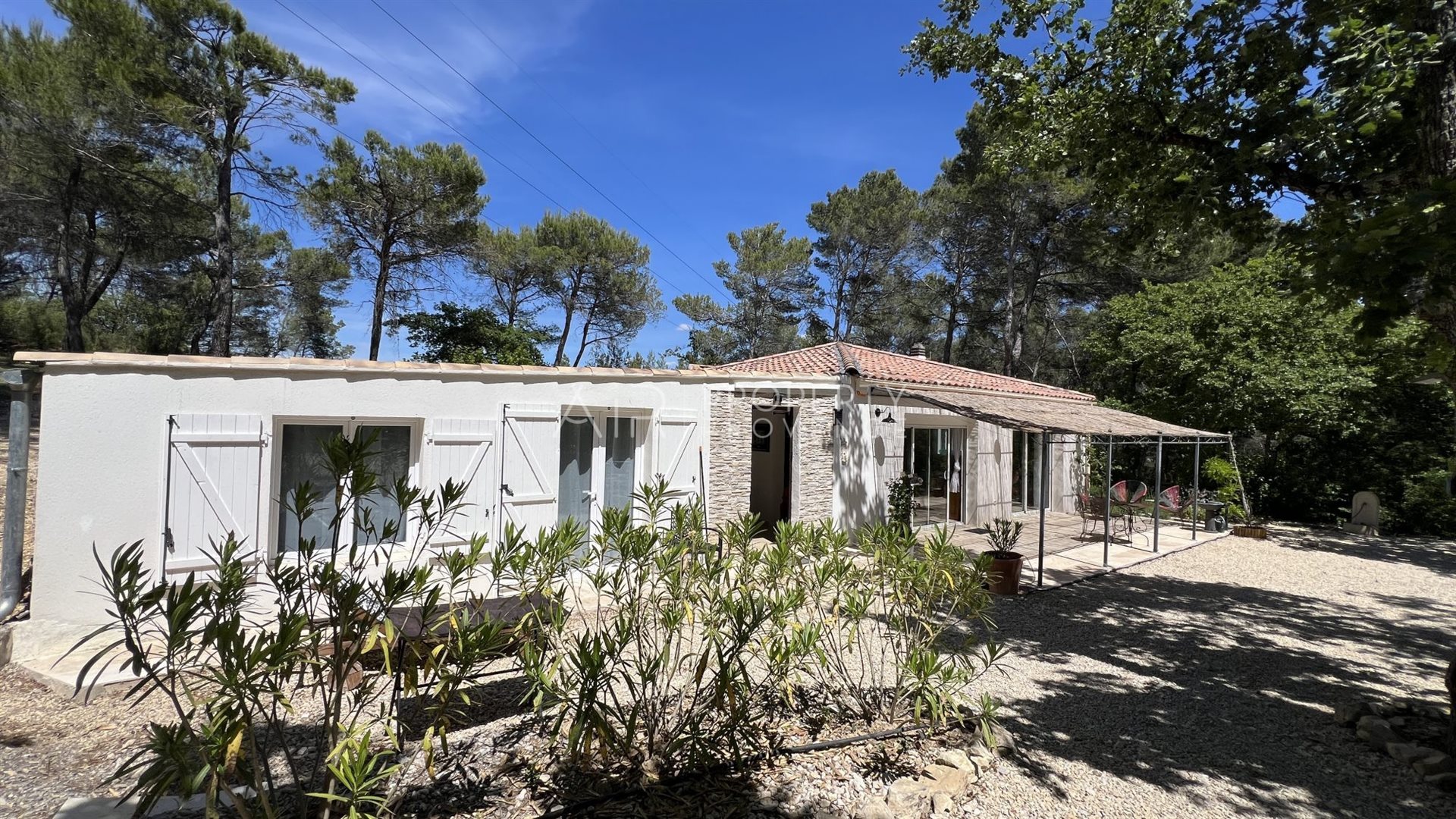 Maison à vendre, 170m², Rognes
