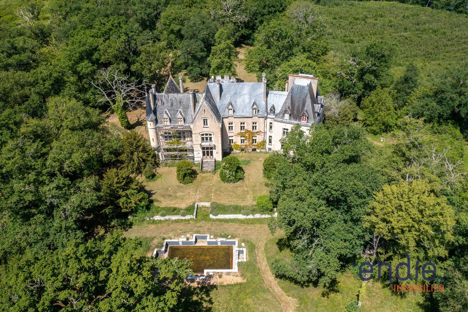 Maison à vendre, 1173m², Le Chautay
