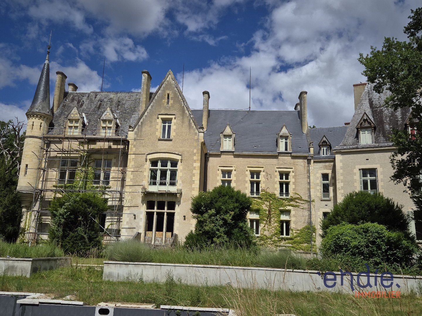 Maison à vendre, 1173m², Le Chautay