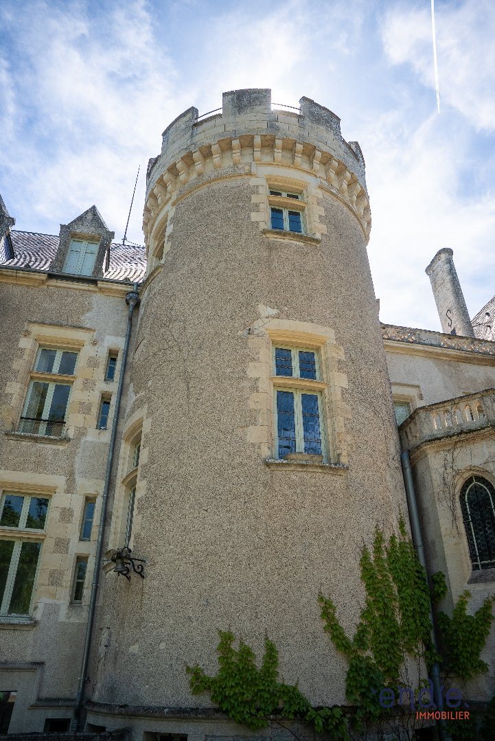 Maison à vendre, 1173m², Le Chautay