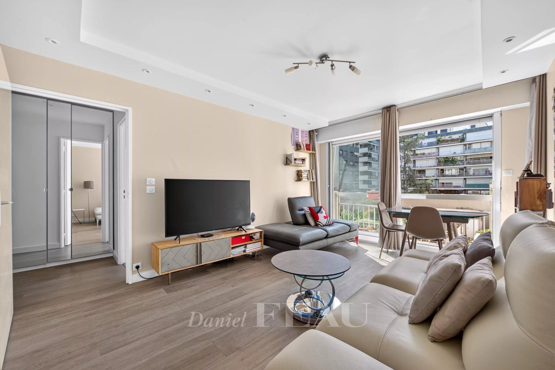 Appartement – Paris, Quartier Saint-Lambert - Vue 2