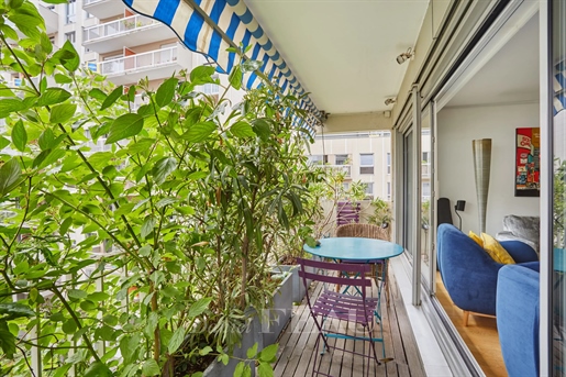 7 pièces 158 m² · à Paris 15ème · 158 m² · 1 720 000 €