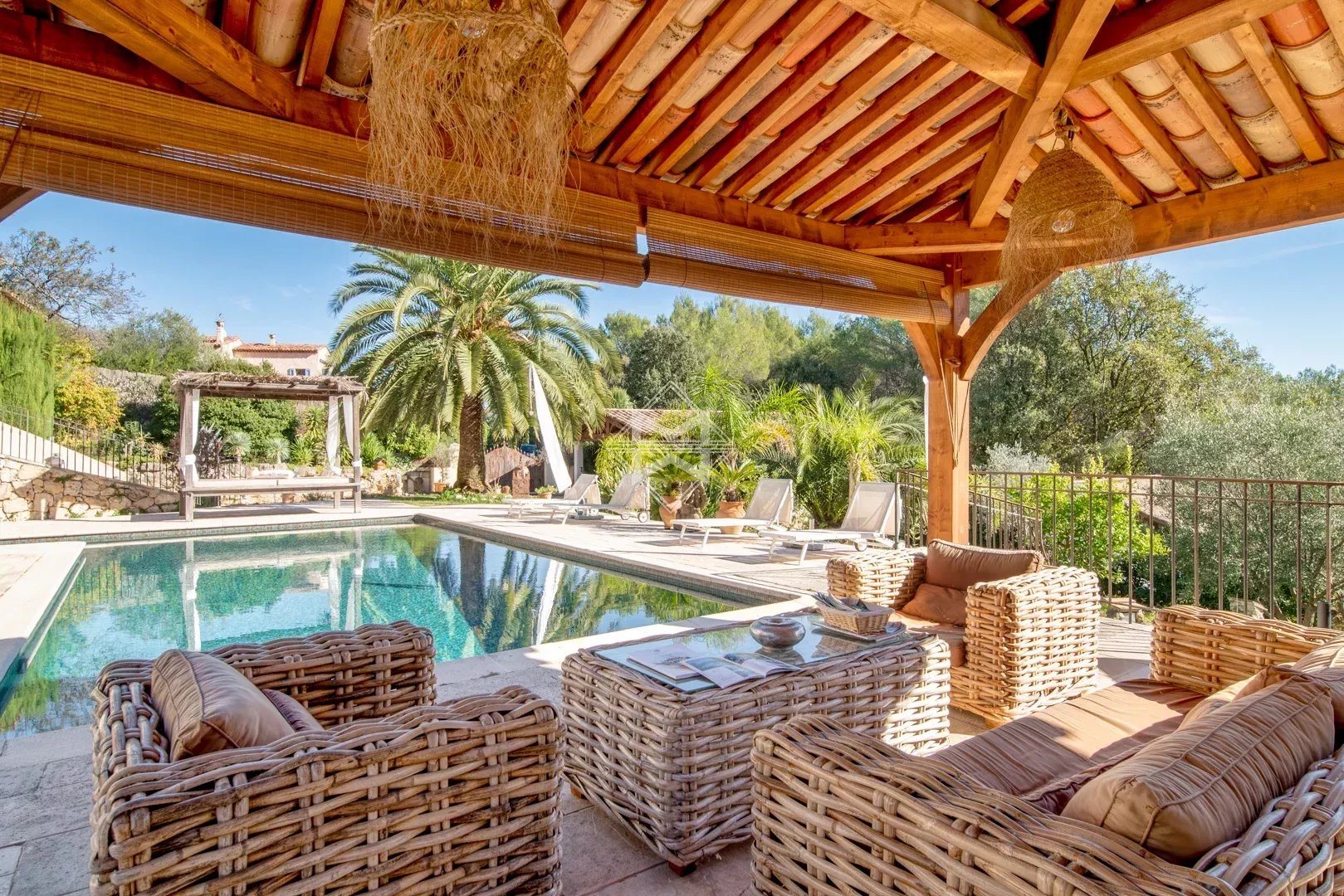 Maison à vendre, 202m², Le Rouret