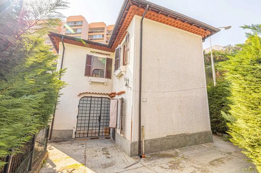 Maison 6 pièces 80 m² · à Nice · 80 m² · 520 000 €