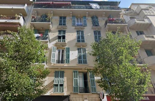 Appartement 5 pièces 74 m² · à Nice · 74 m² · 239 000 €