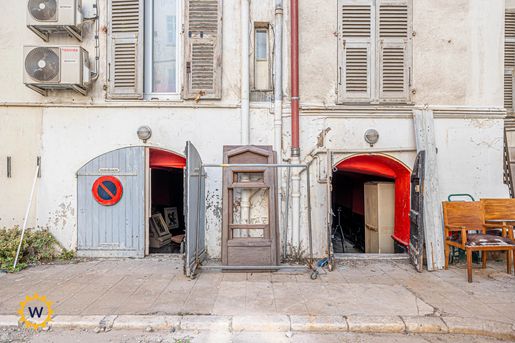 Local commercial 2 pièces 80 m² · à Nice · 80 m² · 78 000 €