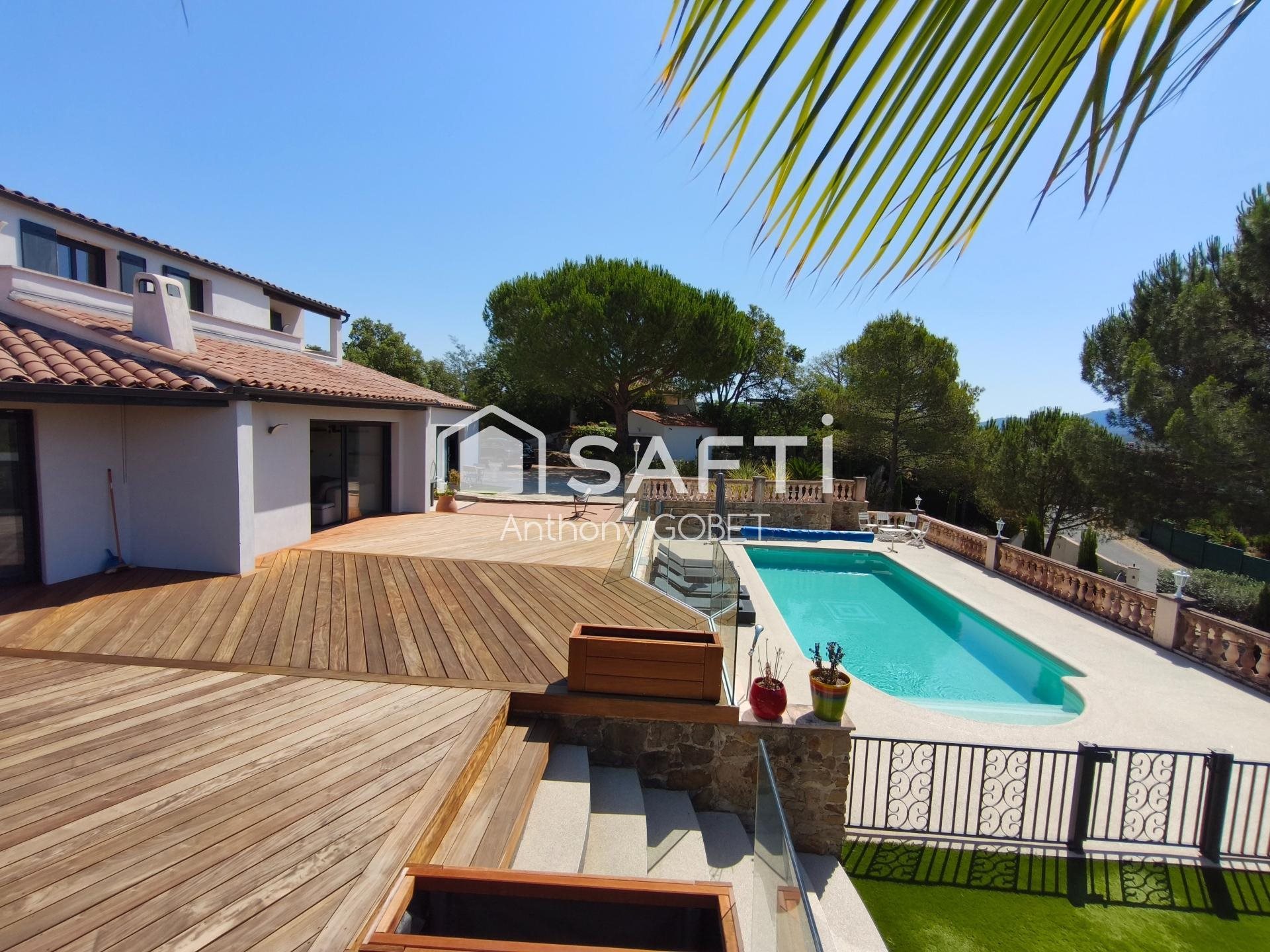 Maison à vendre, 150m², Les Adrets-de-l'Estérel