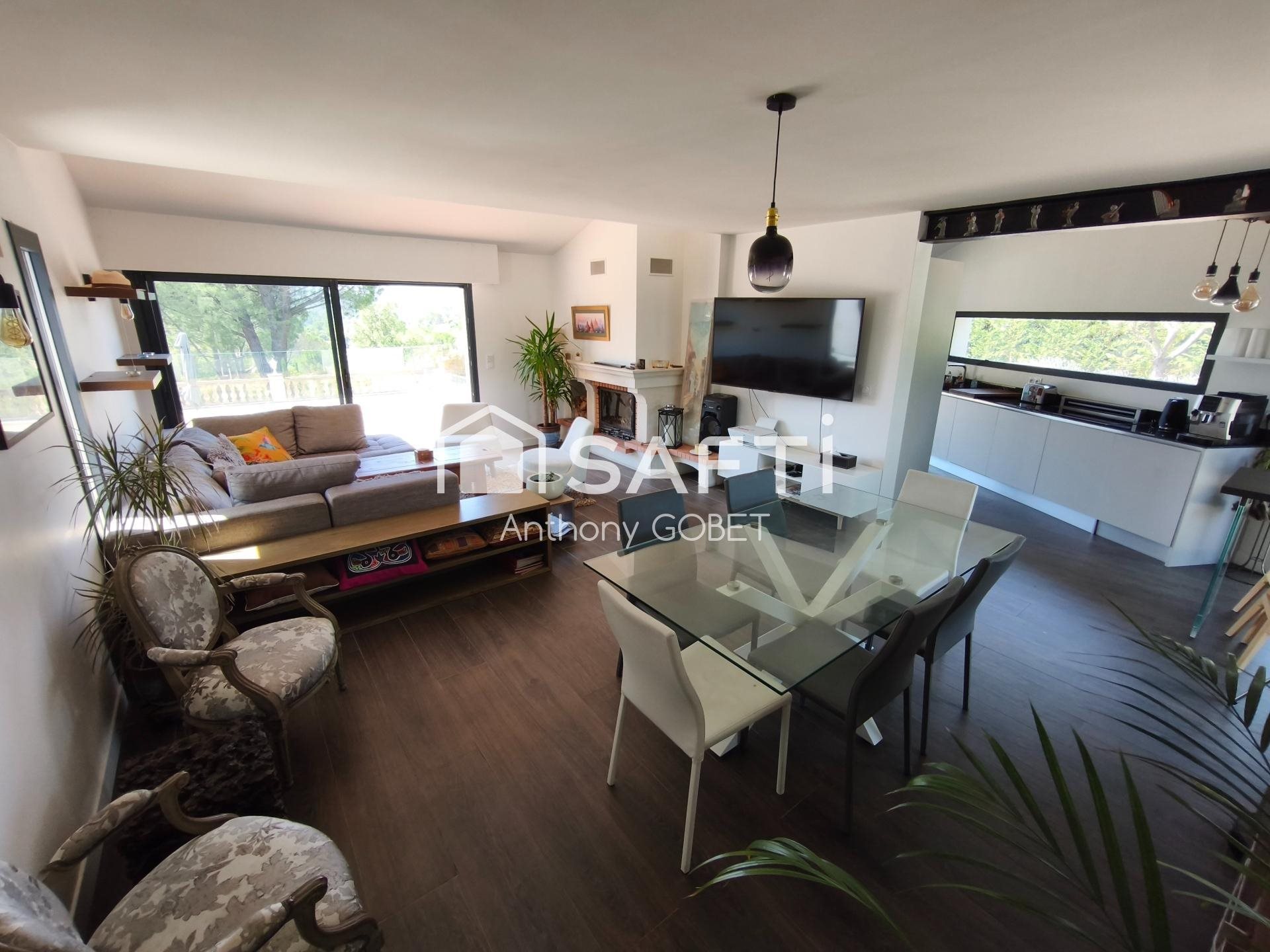 Maison à vendre, 150m², Les Adrets-de-l'Estérel