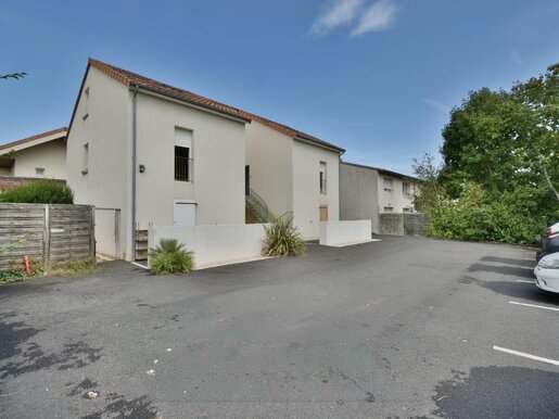 Maison 2 pièces 238 m² · à Buxerolles · 238 m² · 599 990 €