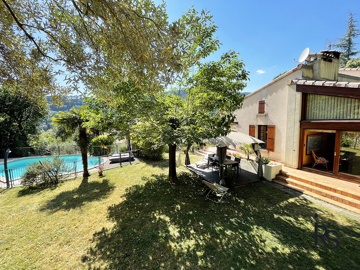 Maison à vendre, 212m², Largentière