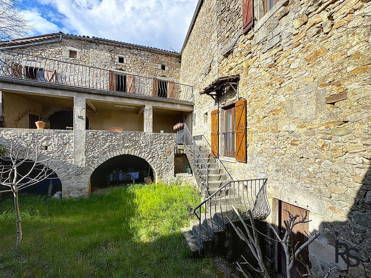 Maison à vendre, 180m², Joannas