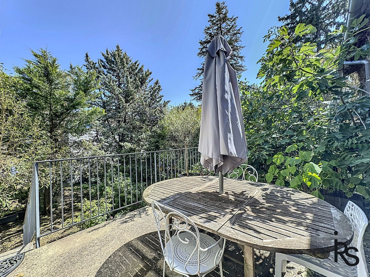 Maison à vendre, 260m², Villeneuve-de-Berg