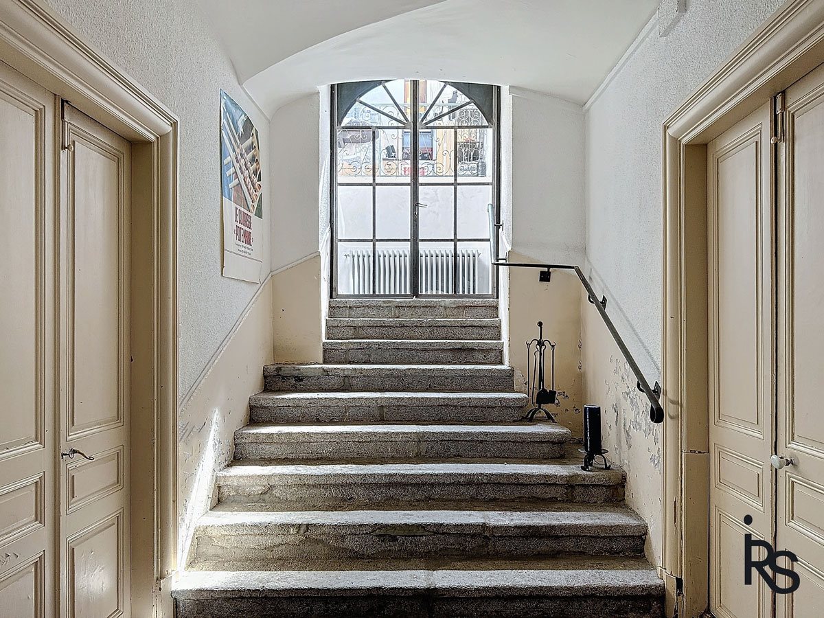 Maison à vendre, 260m², Villeneuve-de-Berg